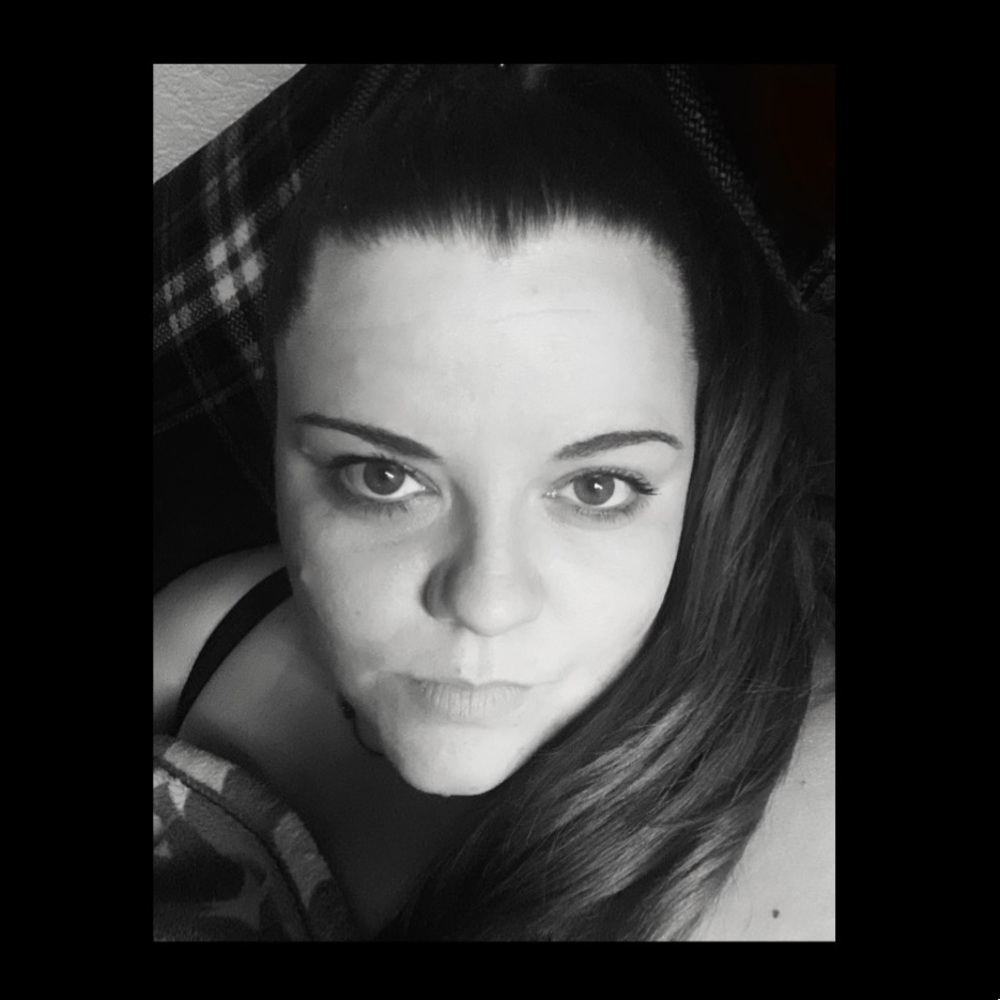 Meet your Posher, Tina
